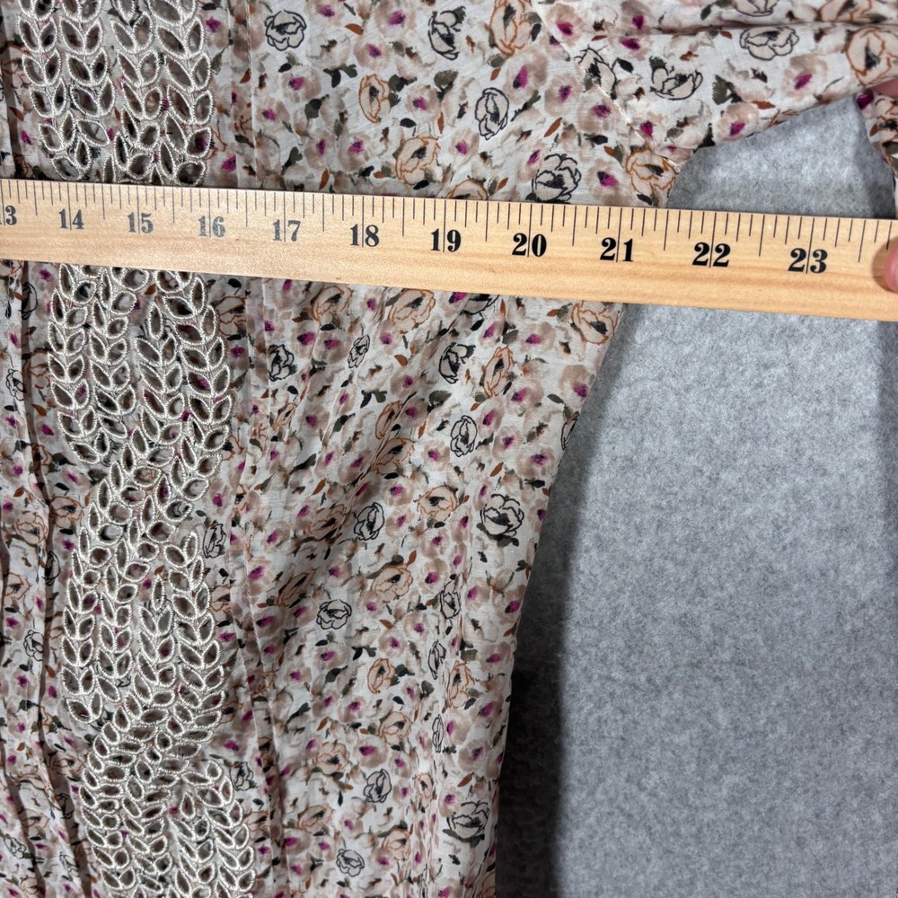 WHBM Eyelet Embroidered Floral Ruffle Blouse Sz M Cotton Silk Feminine Coquette - Picture 8 of 11